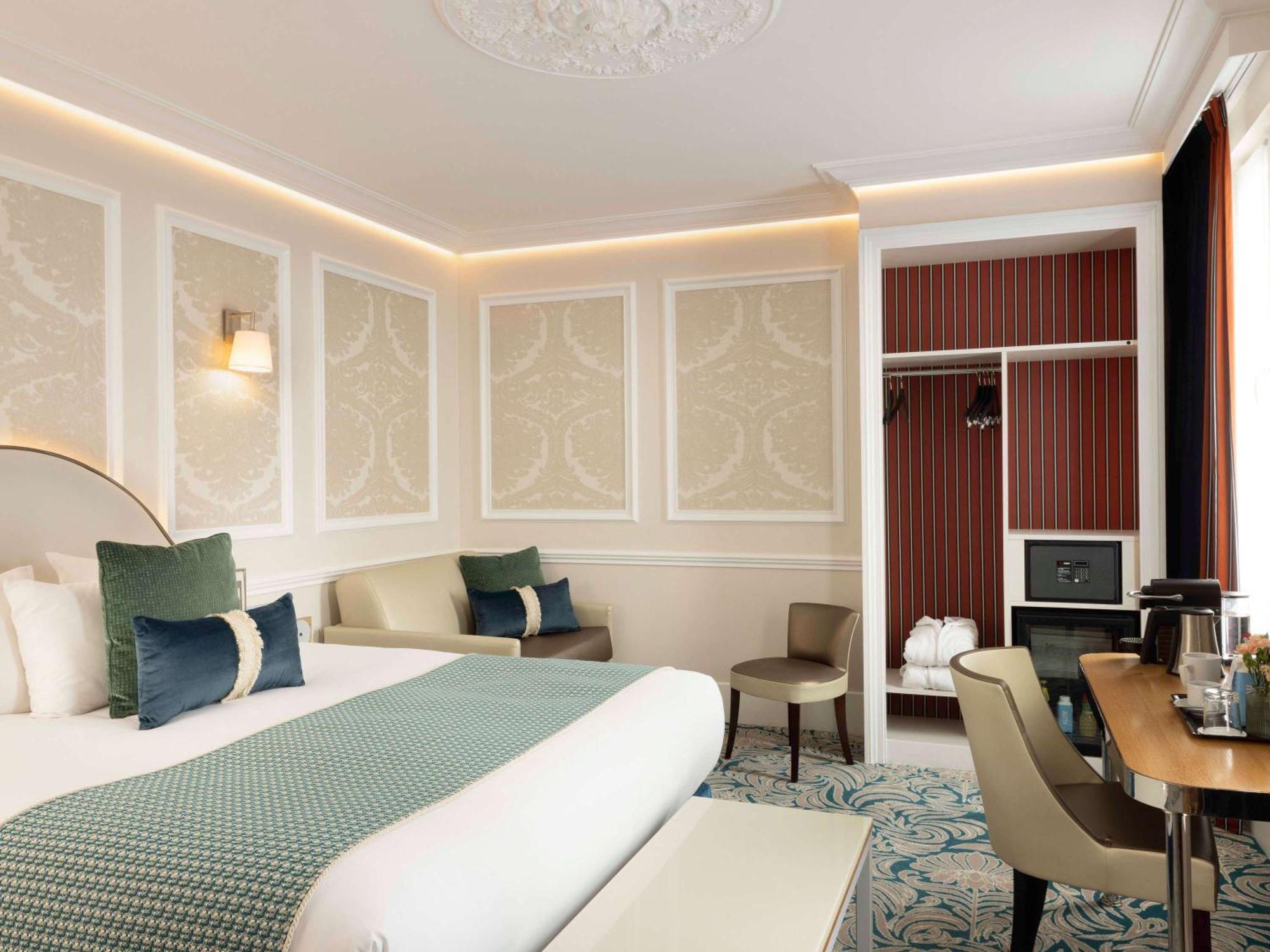 Hotel Mercure La Sorbonne Saint-Germain-Des-Pres Paris Exterior photo