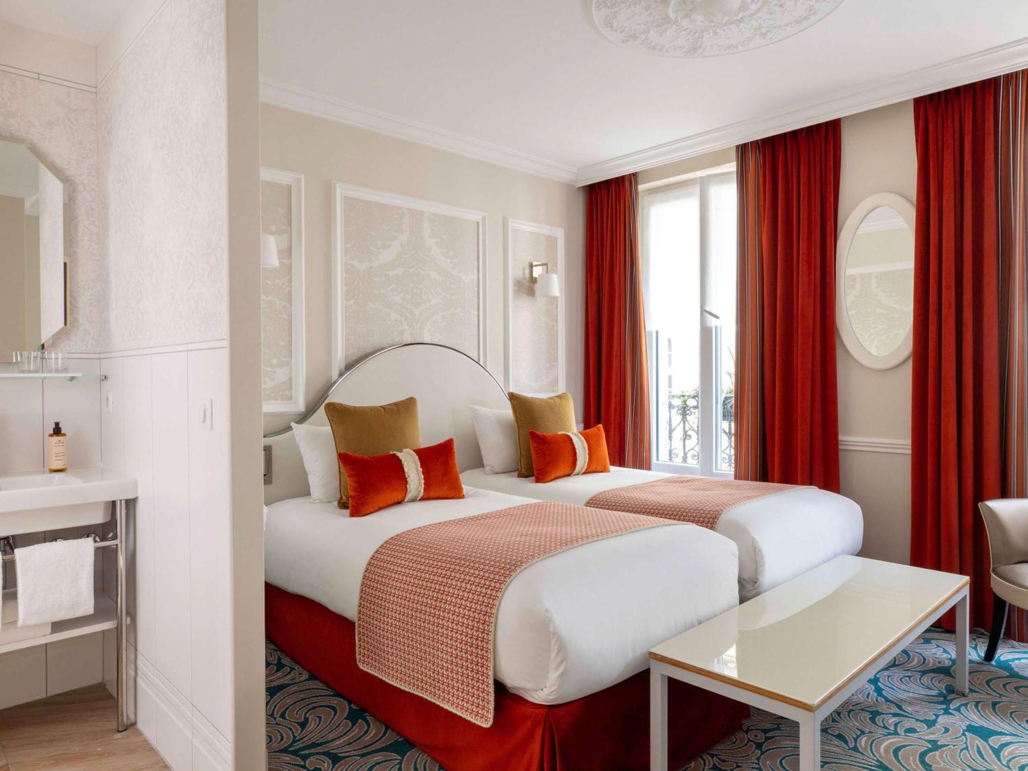 Hotel Mercure La Sorbonne Saint-Germain-Des-Pres Paris Exterior photo